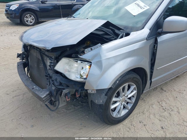 Продажа на аукционе авто 2015 Dodge Grand Caravan Sxt, vin: 2C4RDGCG3FR511889, номер лота: 44966947