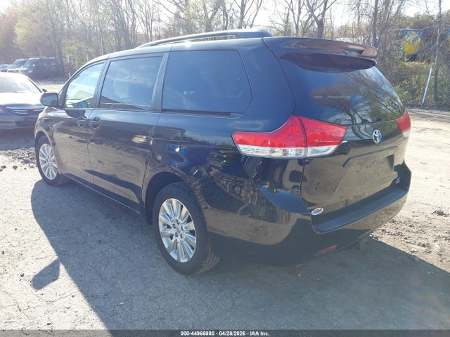 44966980 :رقم المزاد ، 5TDJK3DC5ES094112 vin ، 2014 Toyota Sienna Le 7 Passenger مزاد بيع