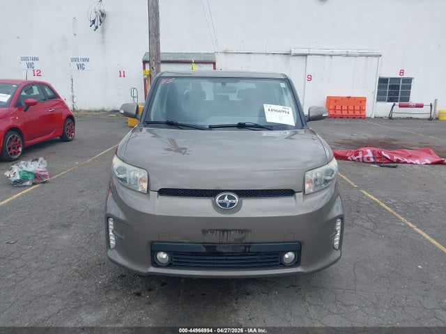 Scion XB 2015 JTLZE4FEXFJ074701 Image 13