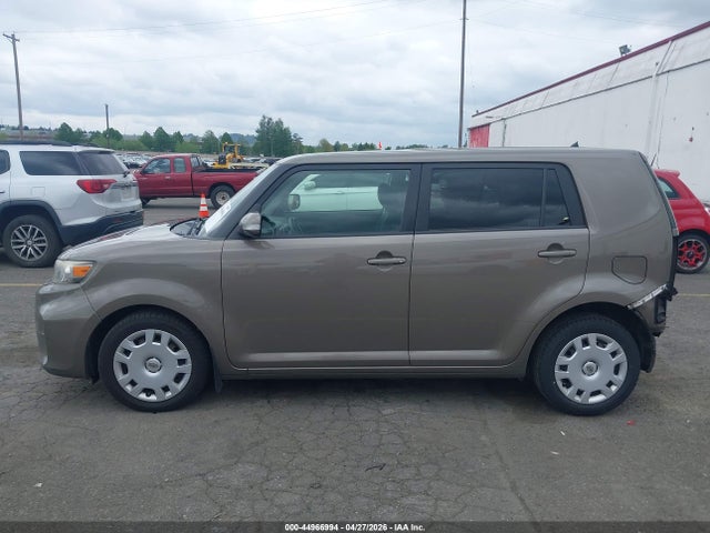 Scion XB 2015 JTLZE4FEXFJ074701 Image 15