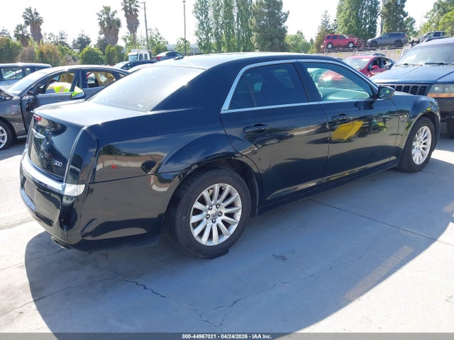 Продажа на аукционе авто 2013 Chrysler 300 Motown, vin: 2C3CCAAG6DH510106, номер лота: 44967021