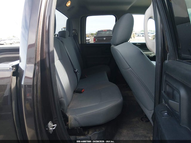 1C6RR7FGXHS616497 RAM 1500 Tradesman 4x4 6&#039;4 Box