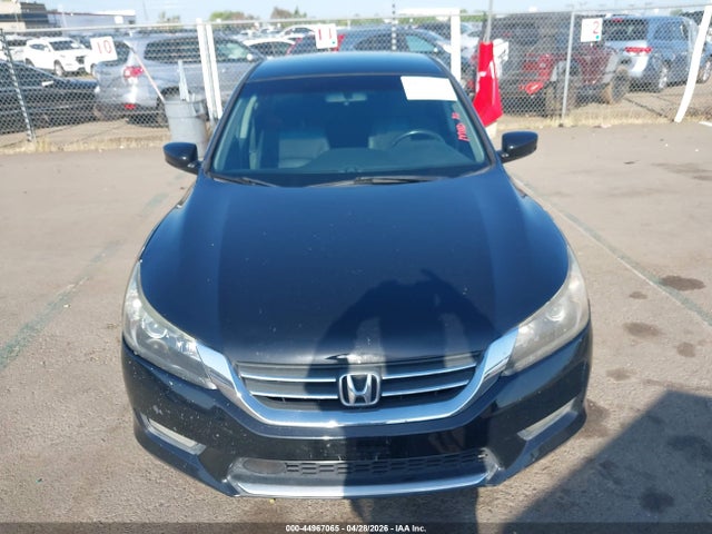 Honda Accord 2015 1HGCR2F55FA165788 Image 24