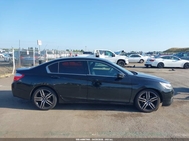 Honda Accord 2015 1HGCR2F55FA165788 Image 25