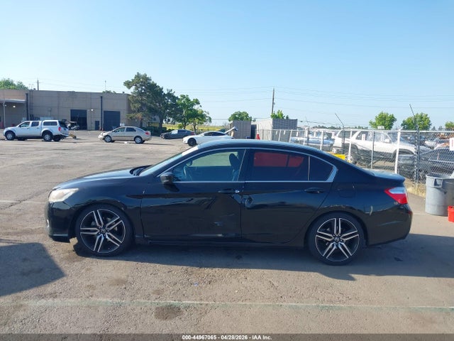 Honda Accord 2015 1HGCR2F55FA165788 Image 26