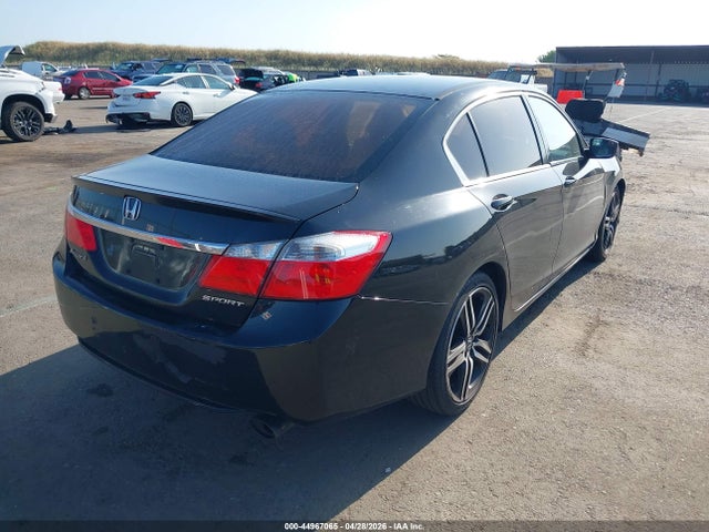 Honda Accord 2015 1HGCR2F55FA165788 Image 16