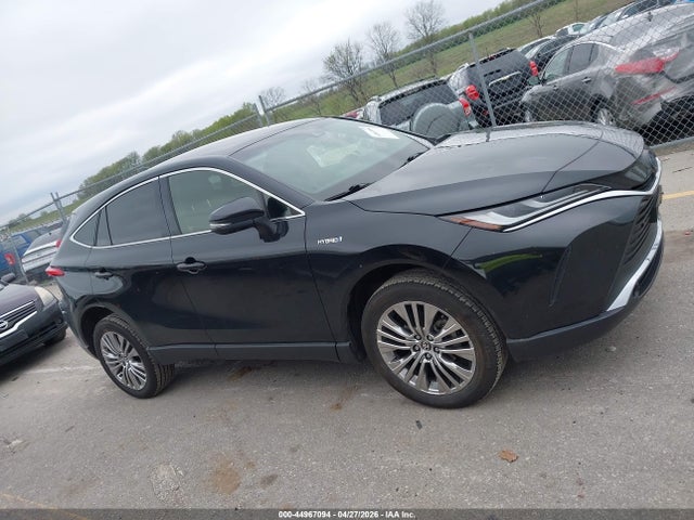 2021 Toyota Venza Limited მანქანა იყიდება აუქციონზე, vin: JTEAAAAH2MJ007703, აუქციონის ნომერი: 44967094