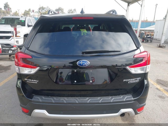 Subaru Forester Touring 2019 JF2SKAWC4KH545926 Image 16