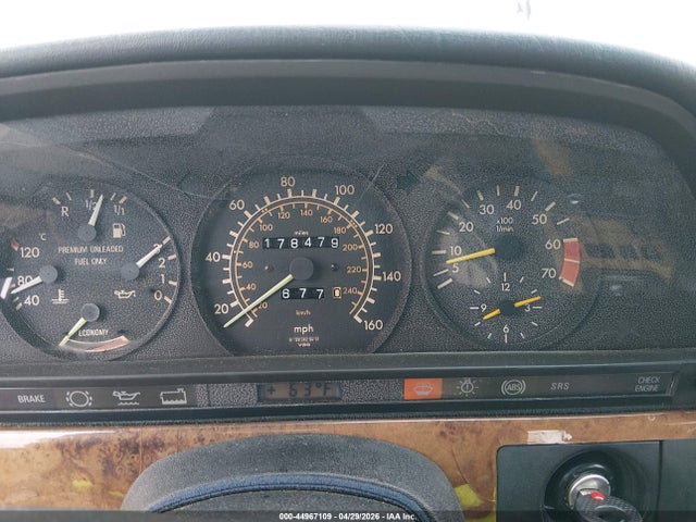 44967109 :رقم المزاد ، WDBCA39E7MA561143 vin ، 1991 Mercedes-benz 560 Sel مزاد بيع
