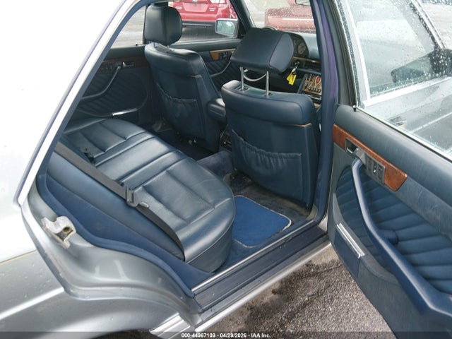 44967109 :رقم المزاد ، WDBCA39E7MA561143 vin ، 1991 Mercedes-benz 560 Sel مزاد بيع