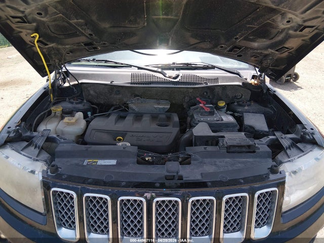 1C4NJDEB0ED551694 Jeep Compass Latitude