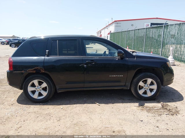 1C4NJDEB0ED551694 Jeep Compass Latitude