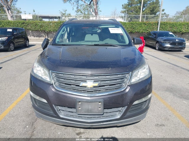 44967165 :رقم المزاد ، 1GNKRFED4FJ164438 vin ، 2015 Chevrolet Traverse Ls مزاد بيع