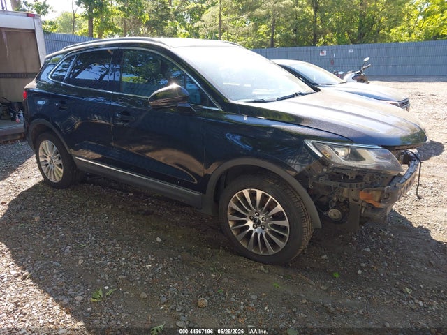 44967196 :رقم المزاد ، 5LMCJ3D90HUL34143 vin ، 2017 Lincoln Mkc Reserve مزاد بيع
