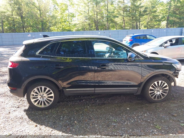 44967196 :رقم المزاد ، 5LMCJ3D90HUL34143 vin ، 2017 Lincoln Mkc Reserve مزاد بيع