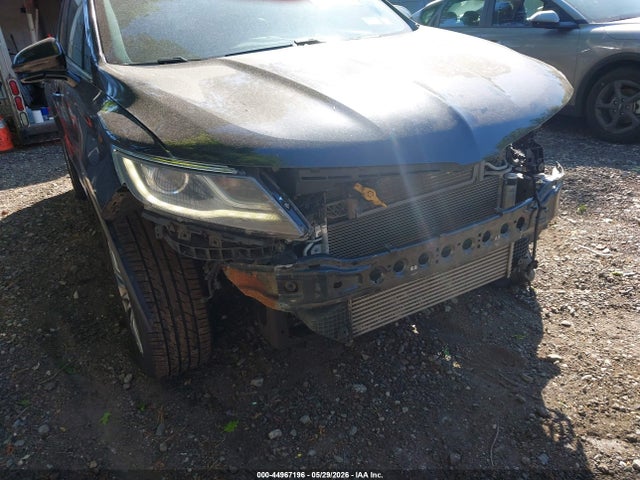 44967196 :رقم المزاد ، 5LMCJ3D90HUL34143 vin ، 2017 Lincoln Mkc Reserve مزاد بيع