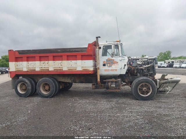1993 Ford L-series Lt8000f მანქანა იყიდება აუქციონზე, vin: 1FDZU82E1PVA26473, აუქციონის ნომერი: 44967246