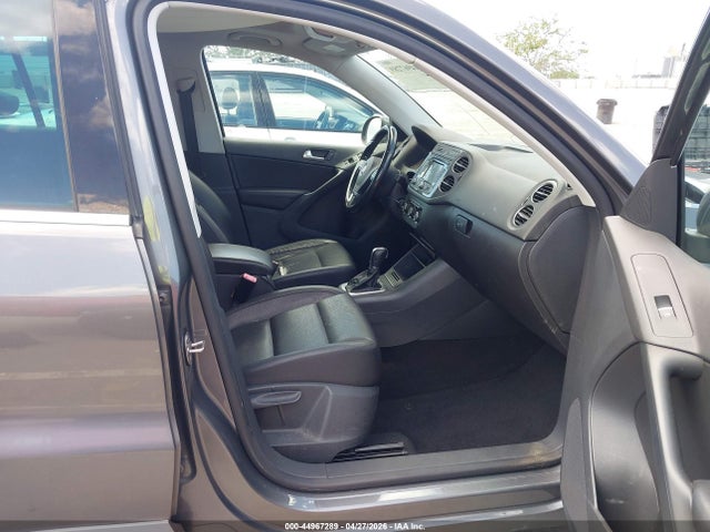 Продаж на аукціоні авто 2012 Volkswagen Tiguan Se, vin: WVGAV7AX3CW003787, номер лоту: 44967289