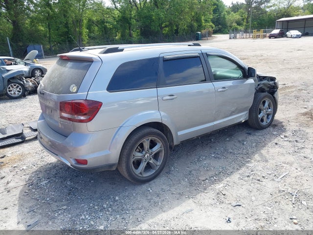 3C4PDCGG3JT148199 Dodge Journey Crossroad