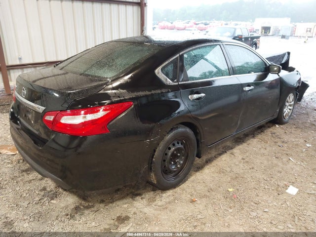 2017 Nissan Altima 2.5 S მანქანა იყიდება აუქციონზე, vin: 1N4AL3AP7HC109175, აუქციონის ნომერი: 44967315