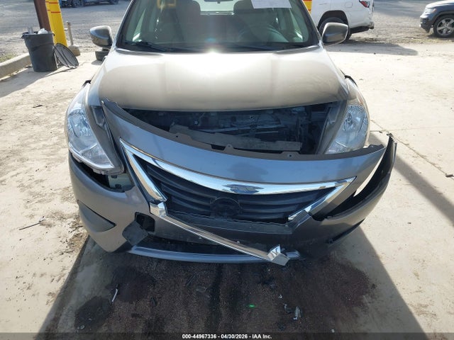 3N1CN7AP5KL831974 Nissan Versa 1.6 Sv