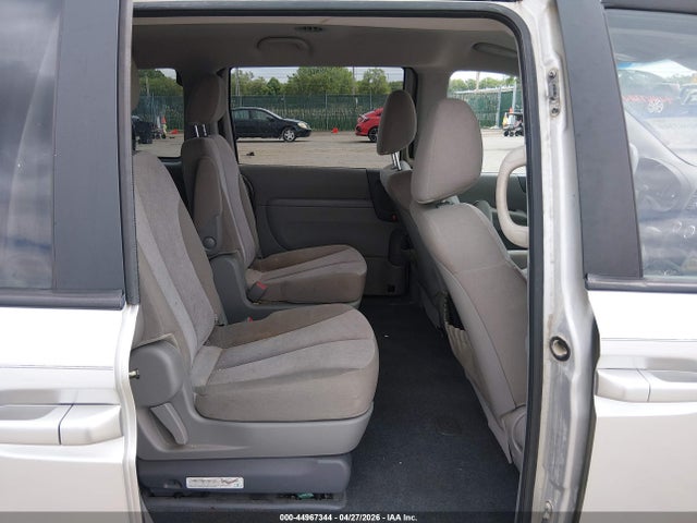 KNDMG4C70E6545066 KIA SEDONA LX