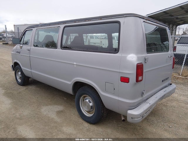 1990 Dodge Ram Wagon B250 მანქანა იყიდება აუქციონზე, vin: 2B4HB25Y2LK705678, აუქციონის ნომერი: 44967351