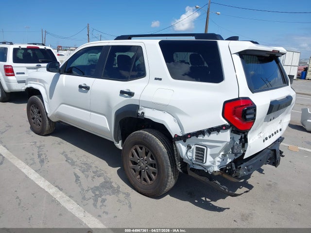 2025 Toyota 4runner Sr5 მანქანა იყიდება აუქციონზე, vin: JTEVA5BR4S5042622, აუქციონის ნომერი: 44967361