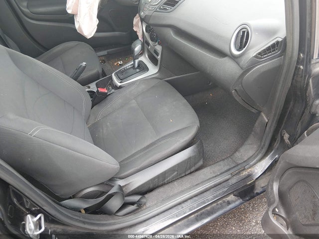 Продажа на аукционе авто 2015 Ford Fiesta Se, vin: 3FADP4EJ2FM117600, номер лота: 44967428