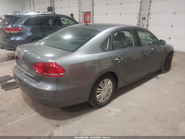 44967459 :رقم المزاد ، 1VWAS7A39EC050883 vin ، 2014 Volkswagen Passat 1.8t S مزاد بيع