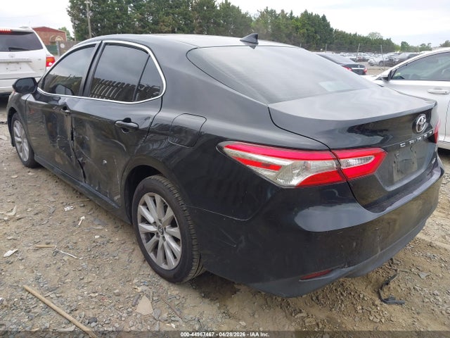 2019 Toyota Camry Le მანქანა იყიდება აუქციონზე, vin: 4T1B11HK5KU185865, აუქციონის ნომერი: 44967467
