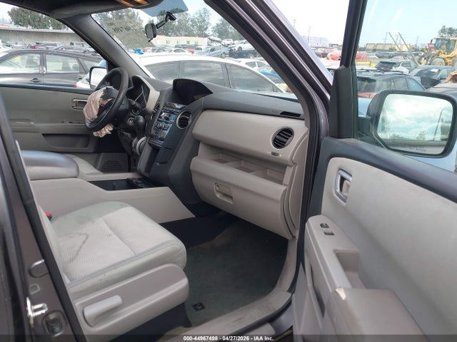 5FNYF3H23FB029608 Honda PILOT LX