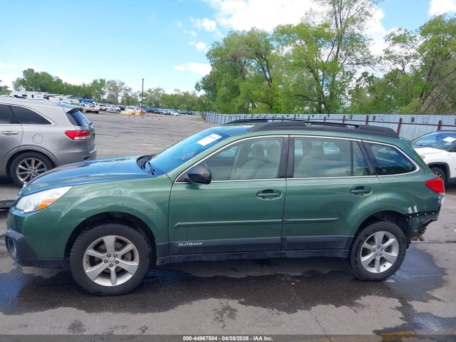Subaru Outback 2.5i 2014 4S4BRCACXE3226363 Image 14