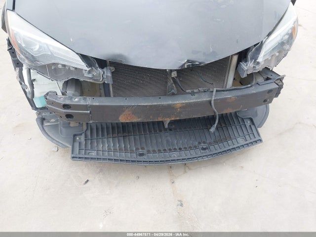 2017 Toyota Corolla Le მანქანა იყიდება აუქციონზე, vin: 5YFBURHE2HP664755, აუქციონის ნომერი: 44967571