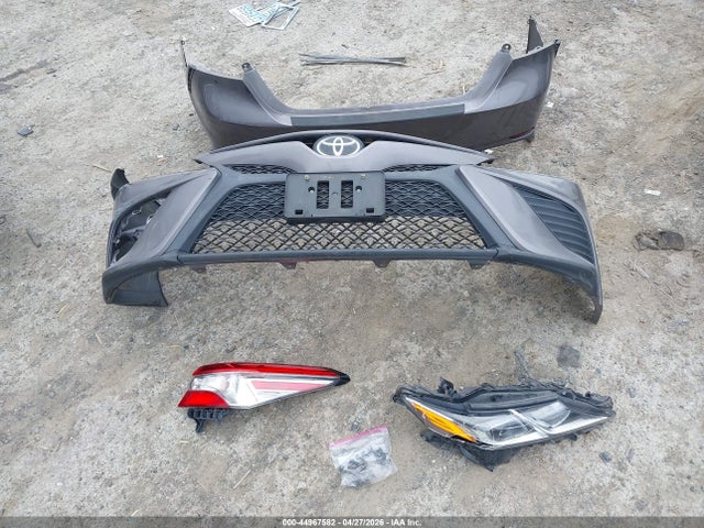 4T1B11HK1JU509568 Toyota CAMRY SE