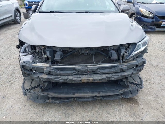 4T1B11HK1JU509568 Toyota CAMRY SE
