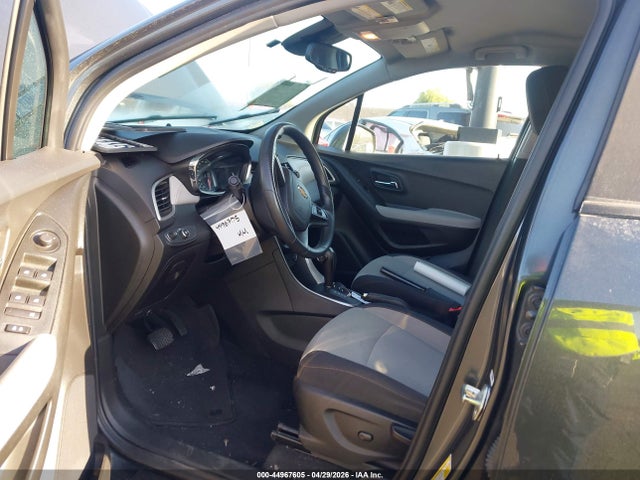 Chevrolet TRAX LS 2019 3GNCJNSB0KL212903 Image 5