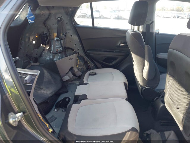 Chevrolet TRAX LS 2019 3GNCJNSB0KL212903 Image 8
