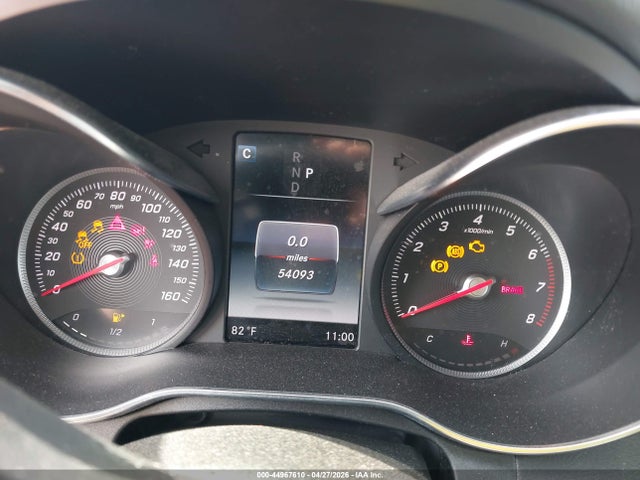 44967610 :رقم المزاد ، 55SWF4JB2JU235758 vin ، 2018 Mercedes-benz C 300 مزاد بيع