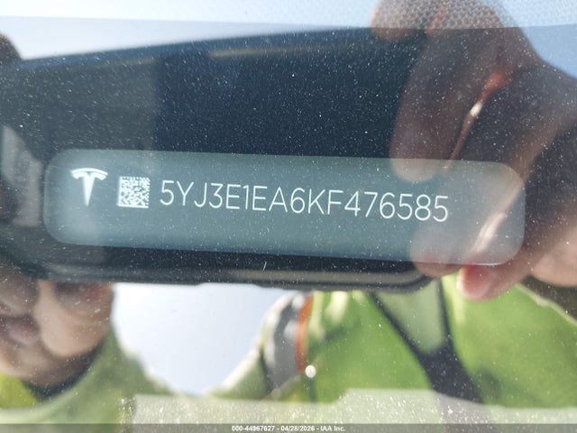 44967627 :رقم المزاد ، 5YJ3E1EA6KF476585 vin ، 2019 Tesla Model 3 Long Range/mid Range/standard Range/standard Range Plus مزاد بيع