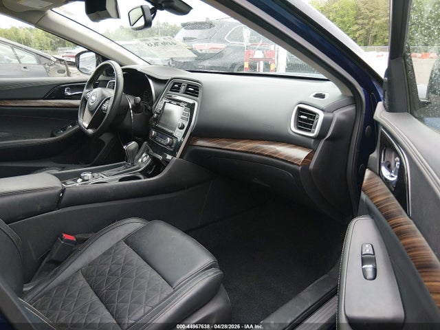 2017 Nissan Maxima 3.5 Platinum მანქანა იყიდება აუქციონზე, vin: 1N4AA6AP8HC413977, აუქციონის ნომერი: 44967638