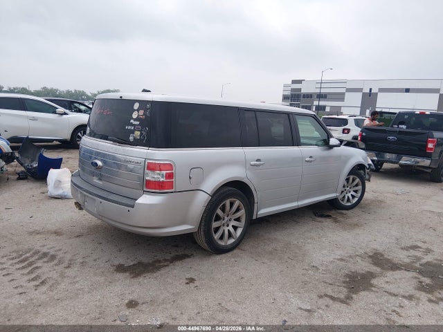 2011 Ford Flex Limited მანქანა იყიდება აუქციონზე, vin: 2FMGK5DC2BBD03983, აუქციონის ნომერი: 44967690