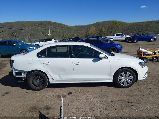 2017 Volkswagen Jetta 1.4t S მანქანა იყიდება აუქციონზე, vin: 3VW2B7AJ3HM348996, აუქციონის ნომერი: 44967703