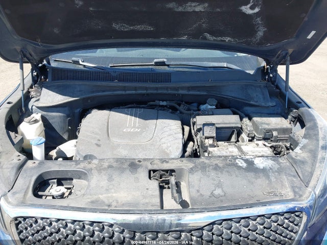 5XYPGDA56GG175806 KIA Sorento 3.3l Lx