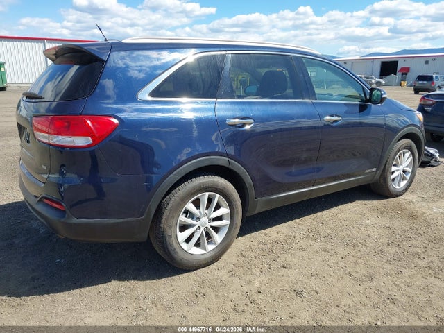 5XYPGDA56GG175806 KIA Sorento 3.3l Lx