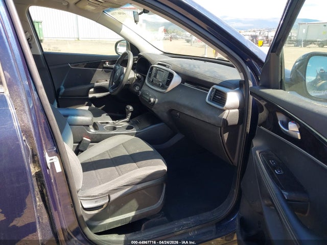 5XYPGDA56GG175806 KIA Sorento 3.3l Lx