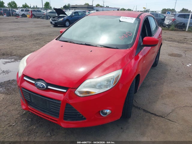 44967731 :رقم المزاد ، 1FAHP3F28CL276525 vin ، 2012 Ford Focus Se مزاد بيع
