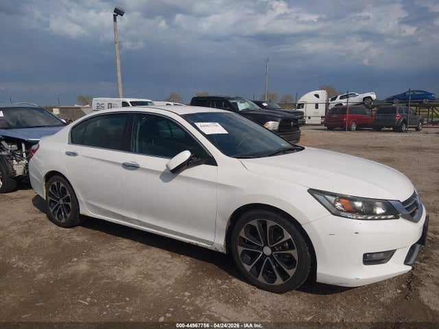 Продажа на аукционе авто 2015 Honda Accord Sport, vin: 1HGCR2F51FA021834, номер лота: 44967756