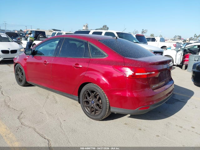Ford FOCUS SE 2016 1FADP3F29GL256045 Image 3