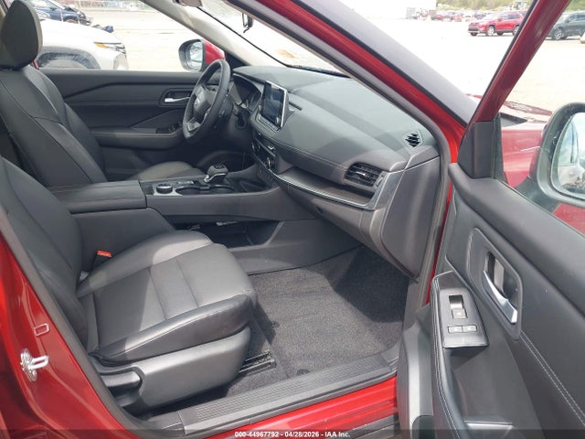 44967792 :رقم المزاد ، 5N1BT3BB8SC870964 vin ، 2025 Nissan Rogue Sv Intelligent Awd مزاد بيع